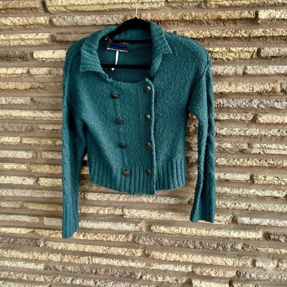 Free People Spruce Green Double Breasted Cropped Cardigan Sweater Size Small - Picture 7 of 7